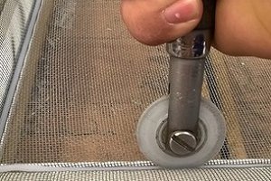 Jak si vyměnit síťovinu na síti proti hmyzu