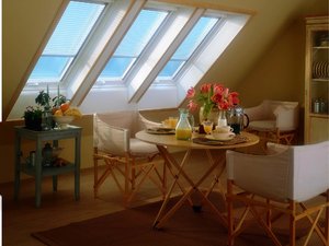 Produkty Velux - rolety, žaluzie a markýzy pro střešní okna Produkty Velux - rolety, žaluzie a markýzy pro střešní okna