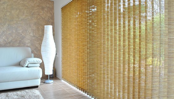 Vertikální žaluzie