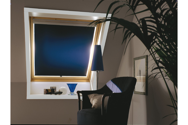 Roleta na střešní okna